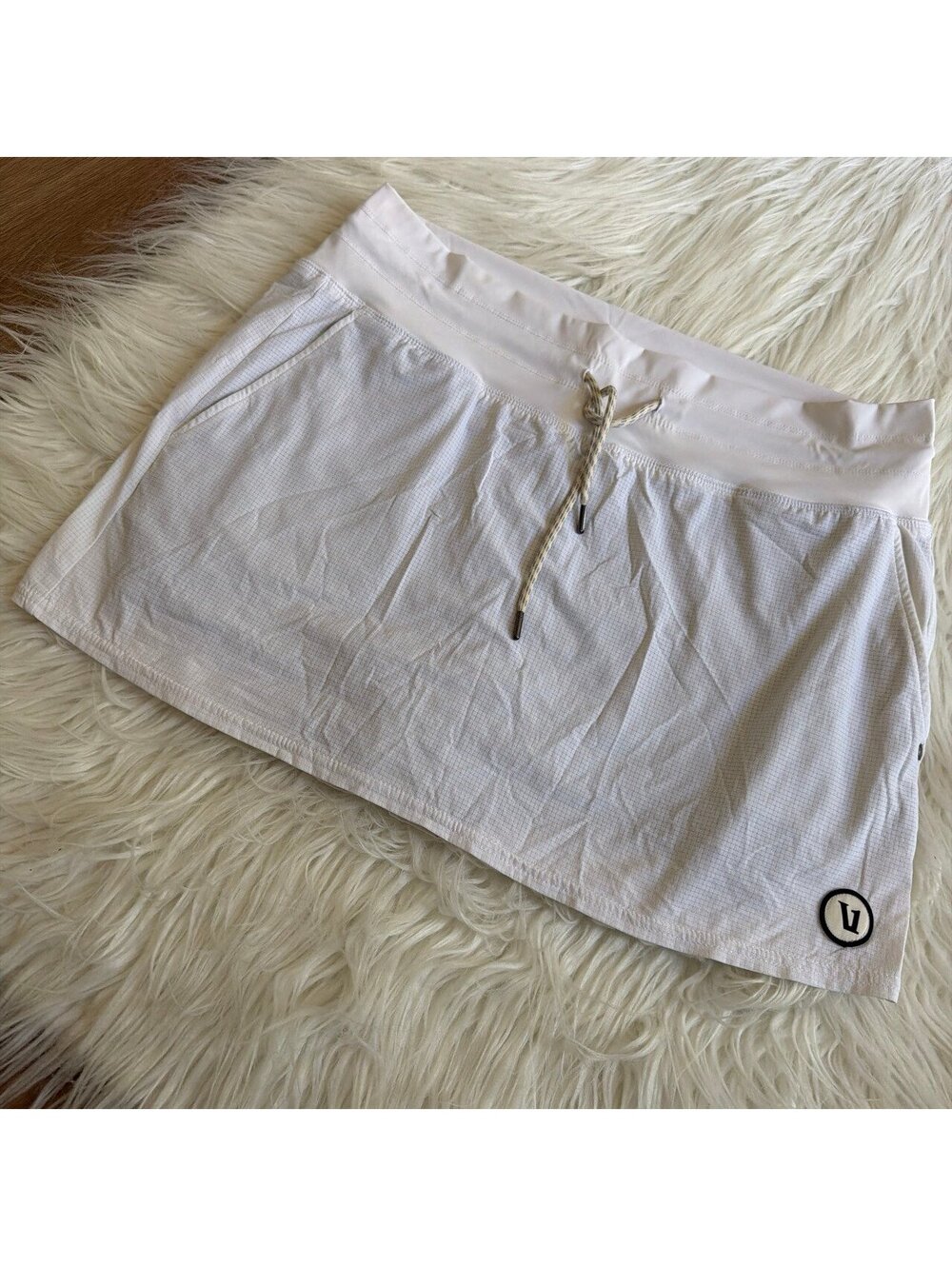 Vuori tenis skirt size L - Picture 3 of 6